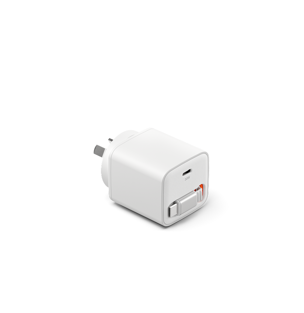 USB-C GaN Wall Charger with Retractable Cable 30W