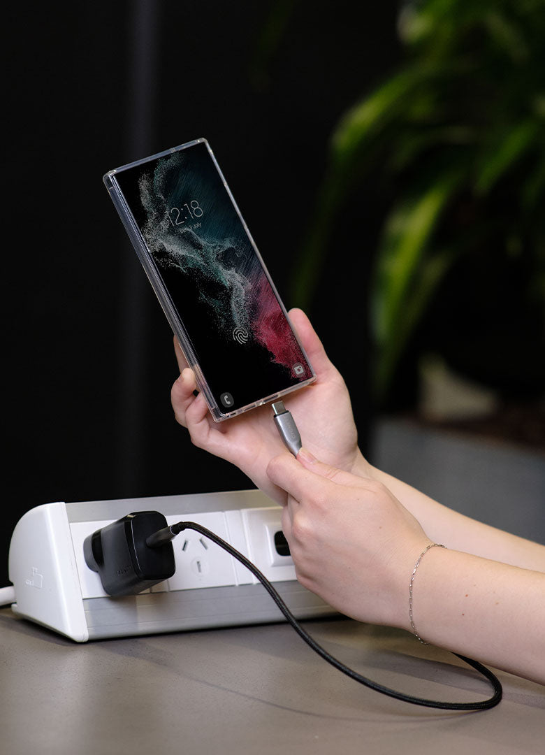 Wireless Charging Dock with Dual Magnet Power Bank